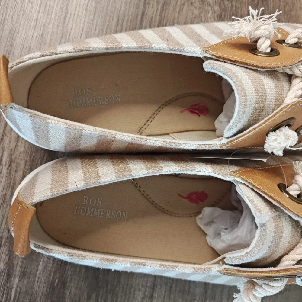 Ros Hommerson Calypso‎ Womens 8M Striped Canvas Shoe Casual Slip On Tan White
